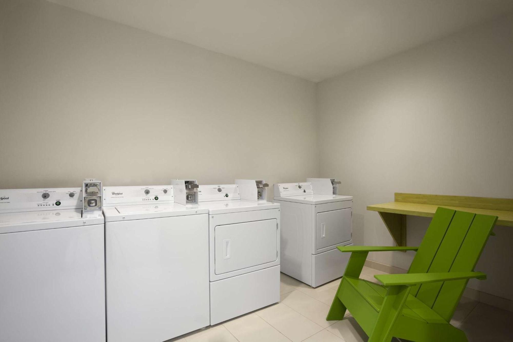 Home2 Suites By Hilton Philadelphia Convention Center Esterno foto